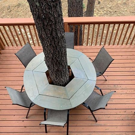 Forested Ruidoso Condo With Deck And Fireplace! Eksteriør bilde